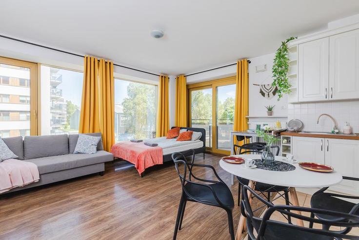 Salle de séjour élégante avec mobilier moderne dans un appartement à Building Mińska - superapart - 1298745 - POL à Warsaw, Warsaw