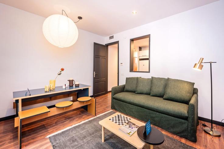 Eixample, Barcelona에 위치한 Building Carrer d'Aragó - sweett - 1053406 - BCN 아파트의 세련된 인테리어가 돋보이는 거실