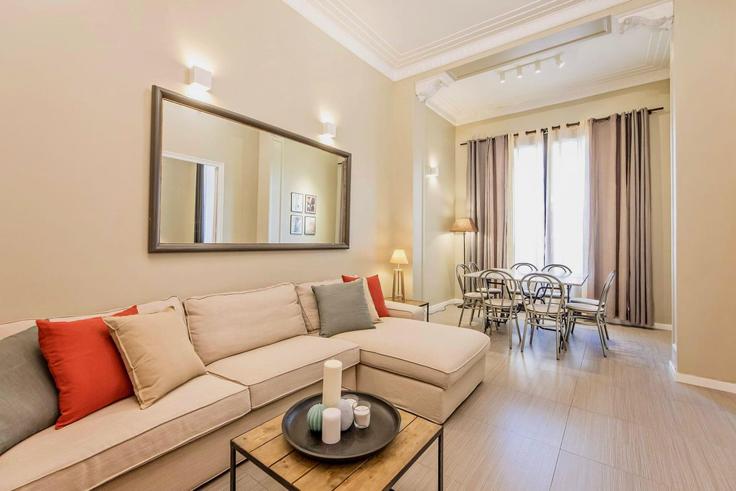 Elegantly designed living room with modern furnishings in an apartment at Building Carrer de Sepúlveda - sweett - 1321182 in Eixample, Barcelona