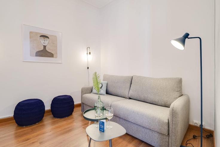 3 bedroom furnished apartment in Carrer de Rocafort 1053678P, Eixample, Barcelona, photo 1