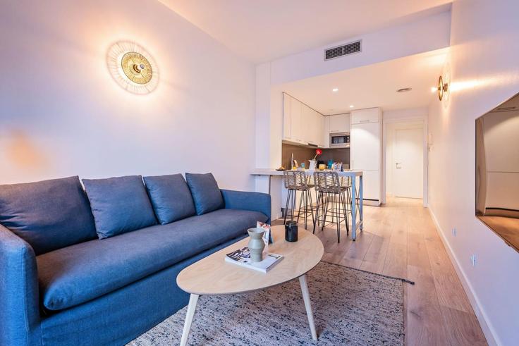 Building Carrer de Girona - sweett - 1053453 - BCN adresindeki bir dairede modern mobilyalarla zarif bir şekilde tasarlanmış oturma odası Eixample, Barcelona Building Carrer de Girona - sweett - 1053453 - BCN adresindeki bir dairede modern mobilyalarla zarif bir şekilde tasarlanmış oturma odası Eixample, Barcelona