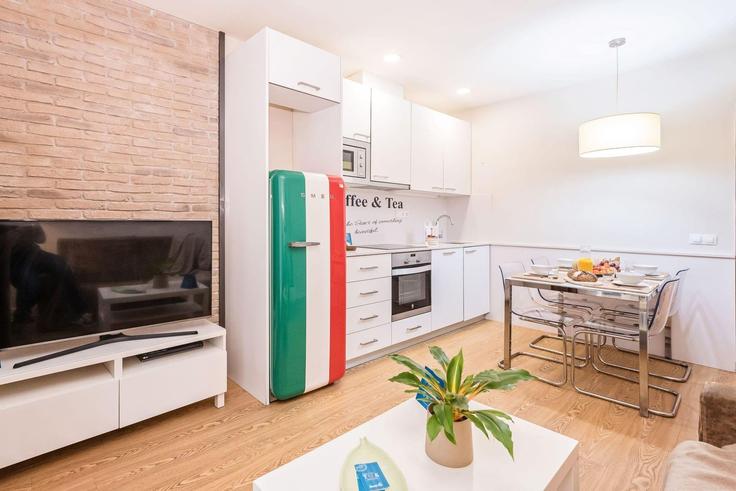 Barcelona EixampleのBuilding Carrer de Villarroel - sweett - 1053490 - BCNのアパートメントにある、モダンな家具を備えたエレガントなデザインのリビングルーム