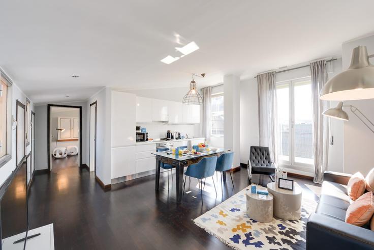 Cocina funcional y elegante con equipamiento de alta gama en un apartamento de lujo en Building Via Flavio Baracchini - sweett - 1053689 - ITA en Milan, Milan Cocina funcional y elegante con equipamiento de alta gama en un apartamento de lujo en Building Via Flavio Baracchini - sweett - 1053689 - ITA en Milan, Milan