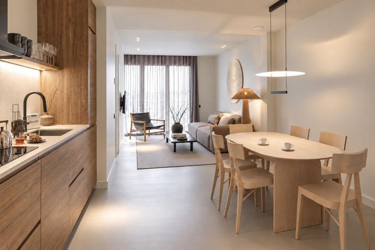 Elegant gestaltetes Wohnzimmer mit moderner Einrichtung in einer Wohnung im Building Avinguda Diagonal - sweett - 1321189 in Eixample, Barcelona Elegant gestaltetes Wohnzimmer mit moderner Einrichtung in einer Wohnung im Building Avinguda Diagonal - sweett - 1321189 in Eixample, Barcelona