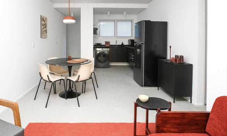 Salle de séjour élégante avec mobilier moderne dans un appartement à Building Rua Bento Freitas - tabas - 389652 - SAO à Vila Buarque, São Paulo