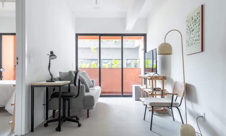 Salle de séjour élégante avec mobilier moderne dans un appartement à Building Rua Rego Freitas - tabas - 376358 - SAO à Vila Buarque, São Paulo Salle de séjour élégante avec mobilier moderne dans un appartement à Building Rua Rego Freitas - tabas - 376358 - SAO à Vila Buarque, São Paulo