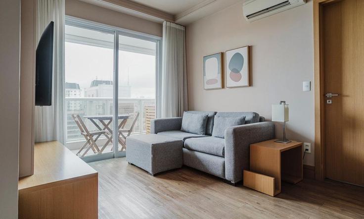 Vila Olímpia, São Paulo 소재 Building Rua Gomes de Carvalho - tabas - 1049966 - SAO 유닛에 마련된, 현대적인 가구로 꾸며진 우아한 디자인의 거실