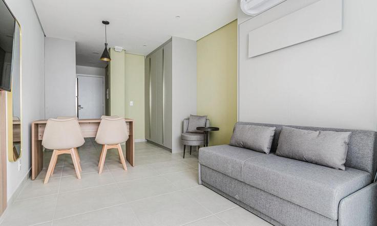 República, São Paulo에 위치한 Building Rua Aurora - tabas - 1047617 - SAO 아파트의 세련된 인테리어가 돋보이는 거실 República, São Paulo에 위치한 Building Rua Aurora - tabas - 1047617 - SAO 아파트의 세련된 인테리어가 돋보이는 거실