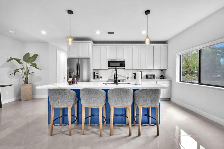 4 yatak odalı mobilyalı daire Northwest 13th Street 1297419P , Miami, Miami, fotoğraf 1