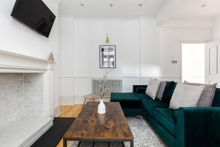 2 chambre appartement meublé à Overstone Road 1254162P , London Borough of Hammersmith and Fulham, London, photo 1
