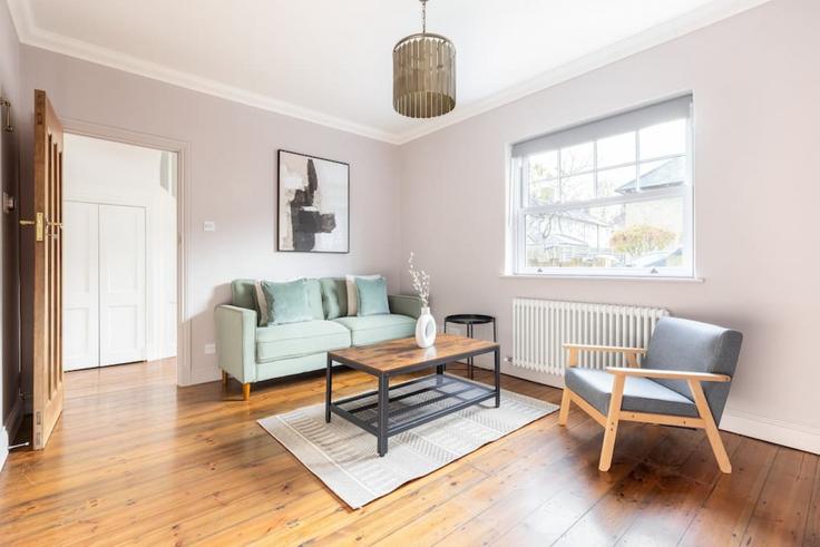 3 quarto mobiliado em apartamentos em Hawkesbury Road 1254171P, London Borough of Wandsworth, London, foto 1
