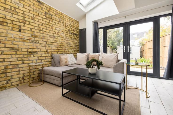 Midmoor Roadにある2件の寝室・家具付きアパート（1254198P、London Borough of Lambeth、London）写真 1枚
