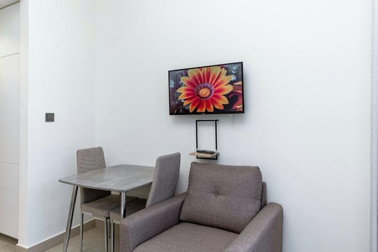 Studio meublé à Tariaq Bedon Esm 1258195P, Nad Al Sheba, Dubai, photo 1