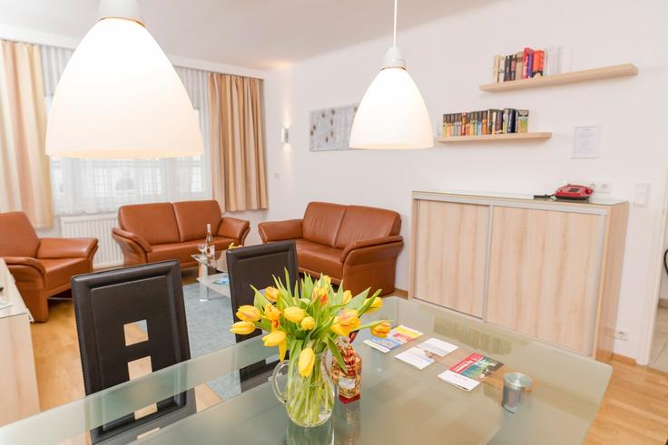 Salle de séjour élégante avec mobilier moderne dans un appartement à Building Ferchergasse - the-ranks-gmbh - 1587031 à Vienna, Vienna Salle de séjour élégante avec mobilier moderne dans un appartement à Building Ferchergasse - the-ranks-gmbh - 1587031 à Vienna, Vienna