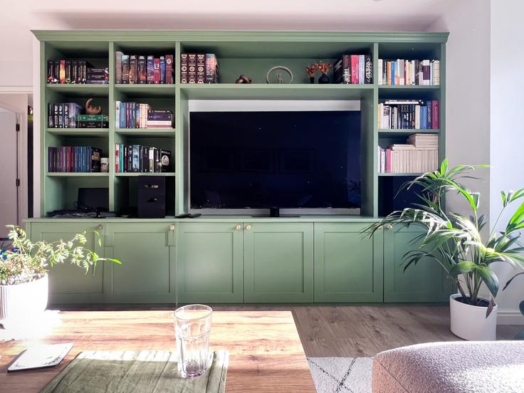 Sala de estar elegantemente projetada com móveis modernos em um apartamento no Building Longfield Drive - the-stress-free-group - 1344592 em London Borough of Merton, Mitcham Sala de estar elegantemente projetada com móveis modernos em um apartamento no Building Longfield Drive - the-stress-free-group - 1344592 em London Borough of Merton, Mitcham