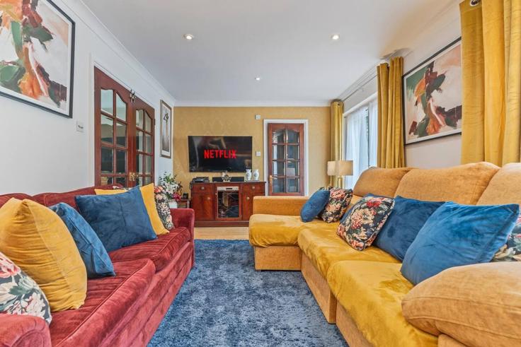 Building Leigham Court Road - the-stress-free-group - 1549857 adresindeki bir dairede modern mobilyalarla zarif bir şekilde tasarlanmış oturma odası London Borough of Lambeth, London Building Leigham Court Road - the-stress-free-group - 1549857 adresindeki bir dairede modern mobilyalarla zarif bir şekilde tasarlanmış oturma odası London Borough of Lambeth, London