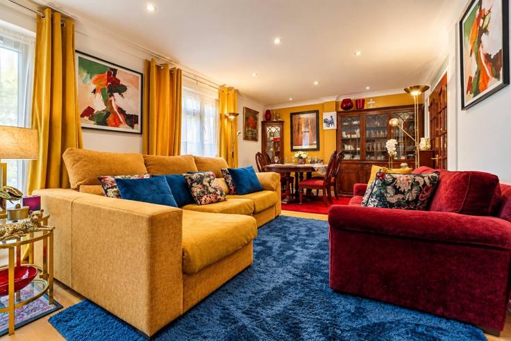 Elegant gestaltetes Wohnzimmer mit moderner Einrichtung in einer Wohnung im Building Leigham Court Road - the-stress-free-group - 1643378 in London Borough of Lambeth, London Elegant gestaltetes Wohnzimmer mit moderner Einrichtung in einer Wohnung im Building Leigham Court Road - the-stress-free-group - 1643378 in London Borough of Lambeth, London