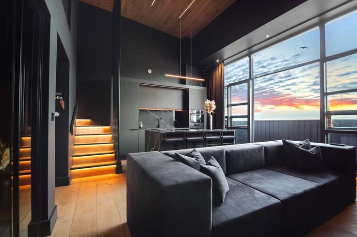 Elegant gestaltetes Wohnzimmer mit moderner Einrichtung in einer Wohnung im Building Pollard Street - theheim - 1499233 in Manchester, Manchester