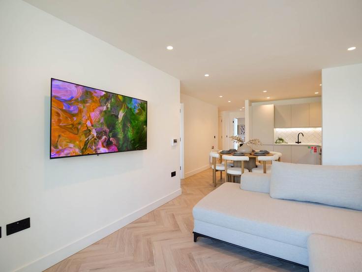 Elegante sala de estar con mobiliario moderno en un apartamento en Building Lomax Street - theheim - 1529161 en Manchester, Manchester