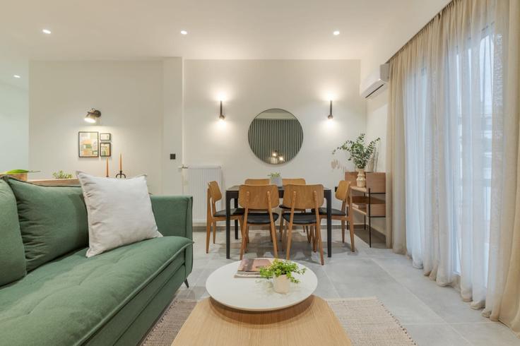 Salle de séjour élégante avec mobilier moderne dans un appartement à Building Andromachis - thehomis - 1358874 à South Athens, Athens Salle de séjour élégante avec mobilier moderne dans un appartement à Building Andromachis - thehomis - 1358874 à South Athens, Athens