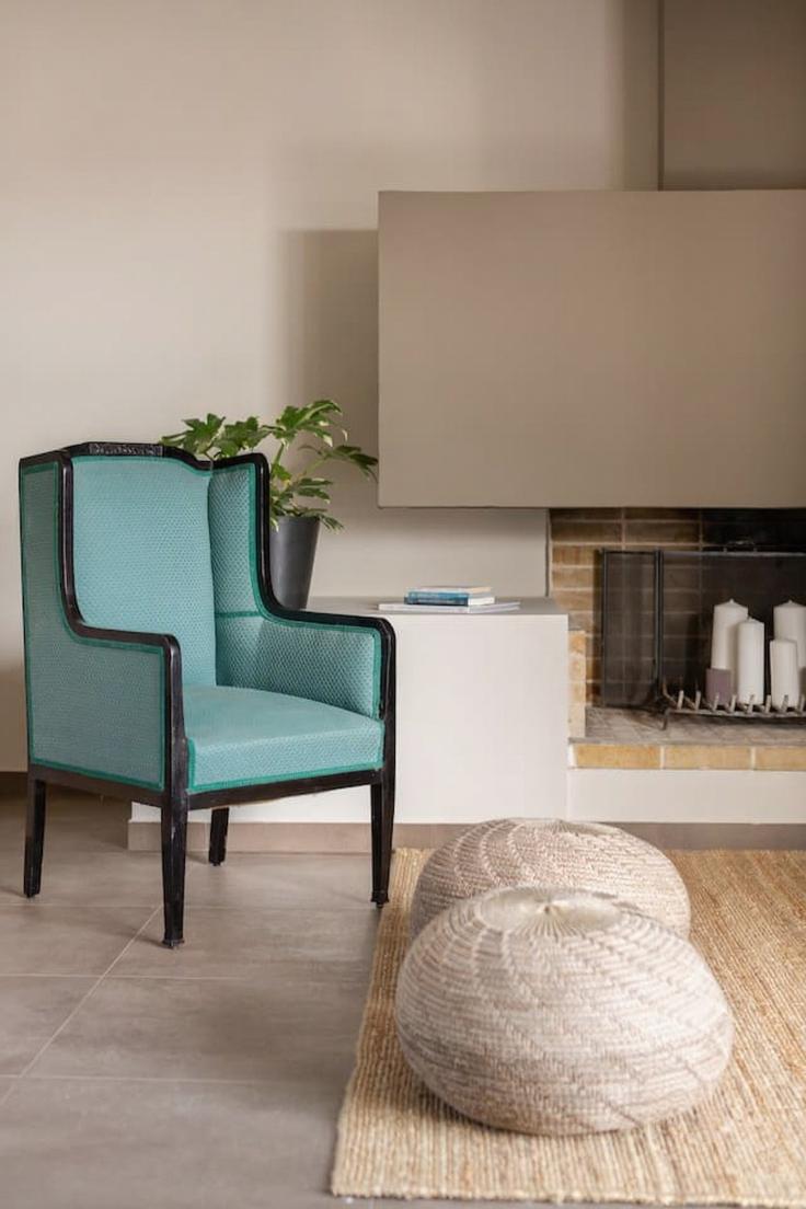 Building Vasilis - thehomis - 1358870 adresindeki bir dairede modern mobilyalarla zarif bir şekilde tasarlanmış oturma odası Central Athens, Athens