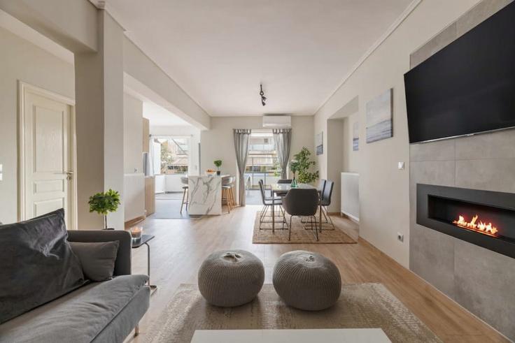 Salle de séjour élégante avec mobilier moderne dans un appartement à Building Iatridou G - thehomis - 1358845 à South Athens, Athens Salle de séjour élégante avec mobilier moderne dans un appartement à Building Iatridou G - thehomis - 1358845 à South Athens, Athens