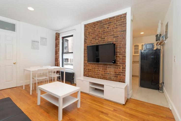 2 bedroom furnished apartment in East 93rd Street 1032047P, Manhattan, New York, photo 1