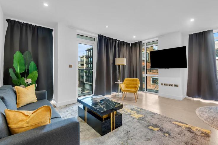 Elegant gestaltetes Wohnzimmer mit moderner Einrichtung in einer Wohnung im Building City Road - thesquare-serviced-apartments - 1271876 - LON in London Borough of Islington, London