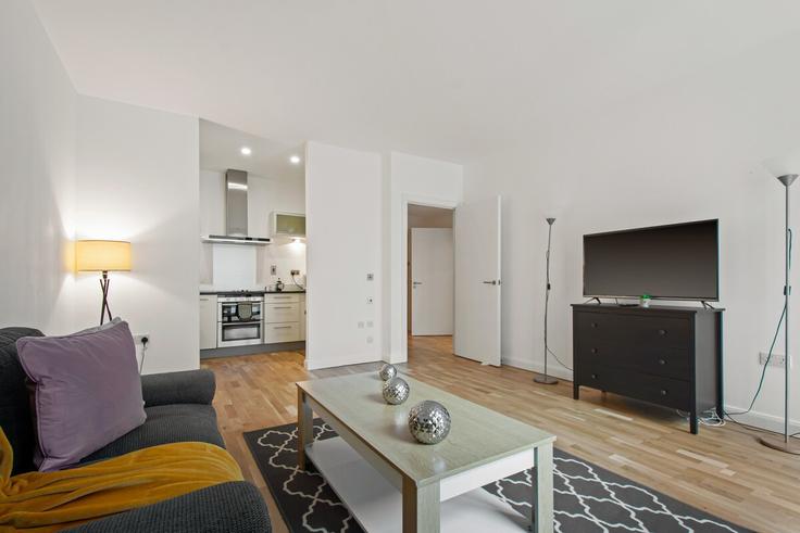 Building Admirals Way - thesquare-serviced-apartments - 1271872 - LON adresindeki bir dairede modern mobilyalarla zarif bir şekilde tasarlanmış oturma odası London Borough of Tower Hamlets, London Building Admirals Way - thesquare-serviced-apartments - 1271872 - LON adresindeki bir dairede modern mobilyalarla zarif bir şekilde tasarlanmış oturma odası London Borough of Tower Hamlets, London