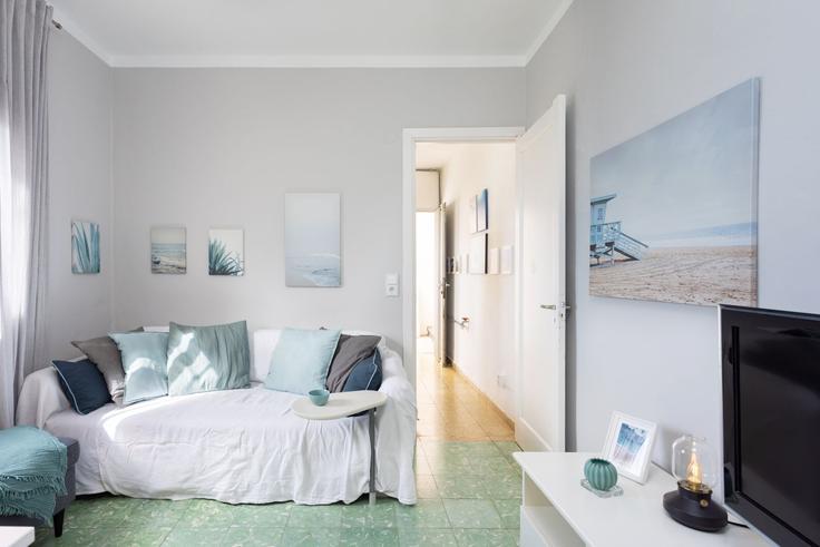 Santa Cruz de Tenerife Santa Cruz de TenerifeのBuilding Lomito del Llano - top-kanaren - 1359820のアパートメントにある、モダンな家具を備えたエレガントなデザインのリビングルーム