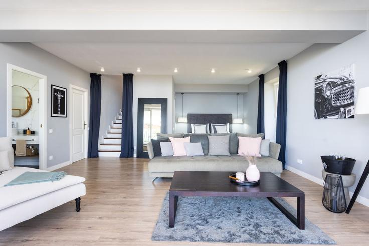 Salle de séjour élégante avec mobilier moderne dans un appartement à Building Calle Noruega - top-kanaren - 1359815 à Costa Adeje, Costa Adeje Salle de séjour élégante avec mobilier moderne dans un appartement à Building Calle Noruega - top-kanaren - 1359815 à Costa Adeje, Costa Adeje