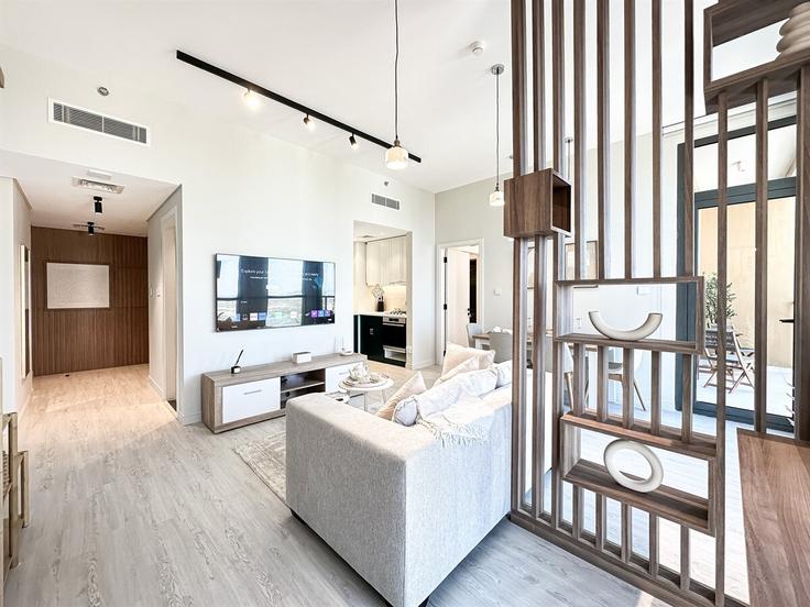 Tariaq Bedon Esmにある1件の寝室・家具付きアパート（1262782P、Dubai Production City、Dubai）写真 1枚