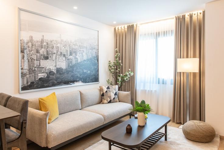 Salle de séjour élégante avec mobilier moderne dans un appartement à Building Lagoumitzi - tt-luxury-homes - 1586171 à South Athens, Athens Salle de séjour élégante avec mobilier moderne dans un appartement à Building Lagoumitzi - tt-luxury-homes - 1586171 à South Athens, Athens