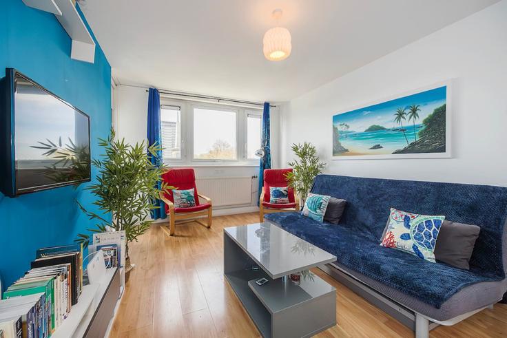 Salle de séjour élégante avec mobilier moderne dans un appartement à Building Central Street - udoma-limited - 1438299 à London Borough of Islington, London