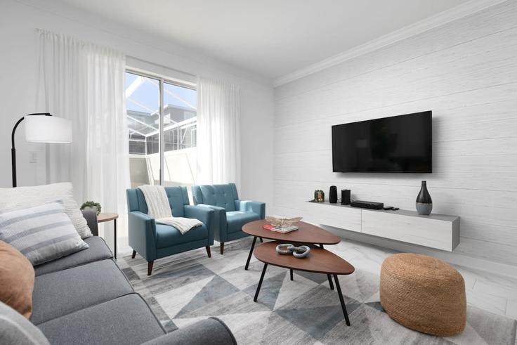 Four Corners, Four Corners에 위치한 Building Splash Shot Place - une-homes - 1319156 유닛의 세련된 인테리어가 돋보이는 거실