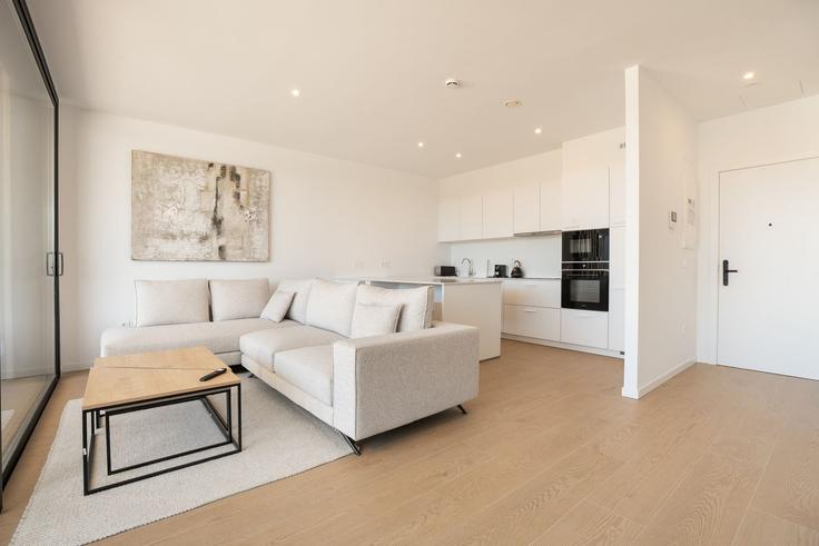 Salle de séjour élégante avec mobilier moderne dans un appartement à Building Partida Torres Norte Urb - united-renters - 1346638 à La Vila Joiosa, La Vila Joiosa