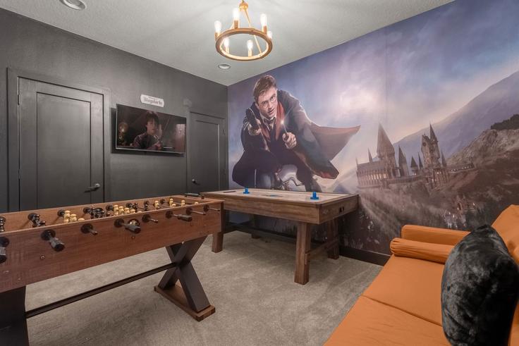 Four Corners Four CornersのBuilding Serendipity Lane - upstay - 1244686 - MCOのアパートメントにある、モダンな家具を備えたエレガントなデザインのリビングルーム Four Corners Four CornersのBuilding Serendipity Lane - upstay - 1244686 - MCOのアパートメントにある、モダンな家具を備えたエレガントなデザインのリビングルーム