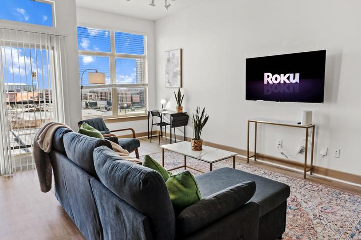 Dallas, Dallas에 위치한 Building Indiana Street - urban-home-stays - 1289468 - DFW 아파트의 세련된 인테리어가 돋보이는 거실 Dallas, Dallas에 위치한 Building Indiana Street - urban-home-stays - 1289468 - DFW 아파트의 세련된 인테리어가 돋보이는 거실