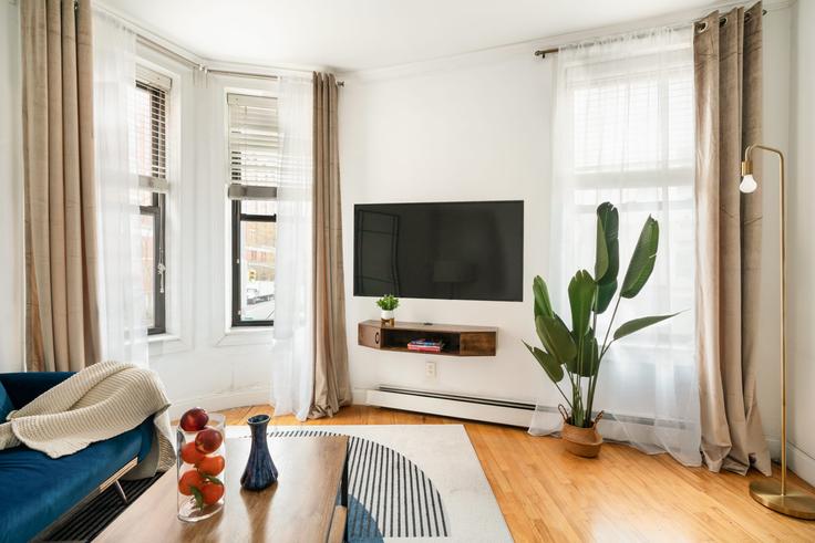 Building Greenwich Street - urbanfurnished-guesty - 1021917 - NYC adresindeki bir dairede modern mobilyalarla zarif bir şekilde tasarlanmış oturma odası Manhattan, New York Building Greenwich Street - urbanfurnished-guesty - 1021917 - NYC adresindeki bir dairede modern mobilyalarla zarif bir şekilde tasarlanmış oturma odası Manhattan, New York