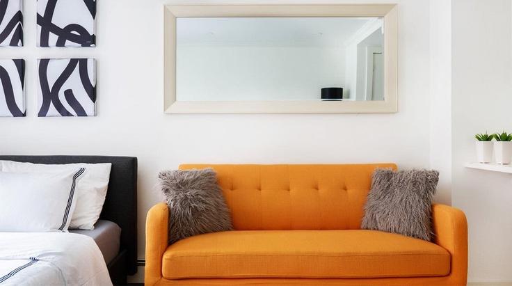 Building East 84th Street - urbanfurnished-guesty - 1021934 - NYC adresindeki bir dairede modern mobilyalarla zarif bir şekilde tasarlanmış oturma odası Manhattan, New York Building East 84th Street - urbanfurnished-guesty - 1021934 - NYC adresindeki bir dairede modern mobilyalarla zarif bir şekilde tasarlanmış oturma odası Manhattan, New York
