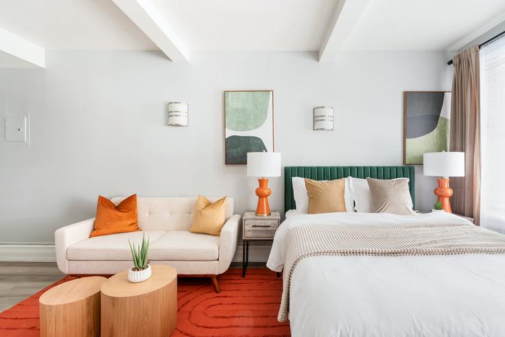 Manhattan, New York에 위치한 Building West 73rd Street - urbanfurnished-guesty - 1022064 - NYC 유닛의 세련된 인테리어가 돋보이는 거실