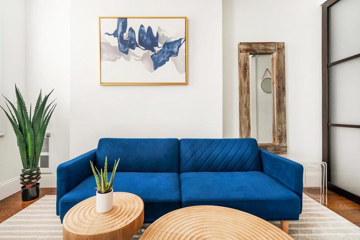 Elegantly designed living room with modern furnishings in an apartment at Building Clinton Street - urbanfurnished-guesty - 1021878 - NYC in Manhattan, New York Elegantly designed living room with modern furnishings in an apartment at Building Clinton Street - urbanfurnished-guesty - 1021878 - NYC in Manhattan, New York