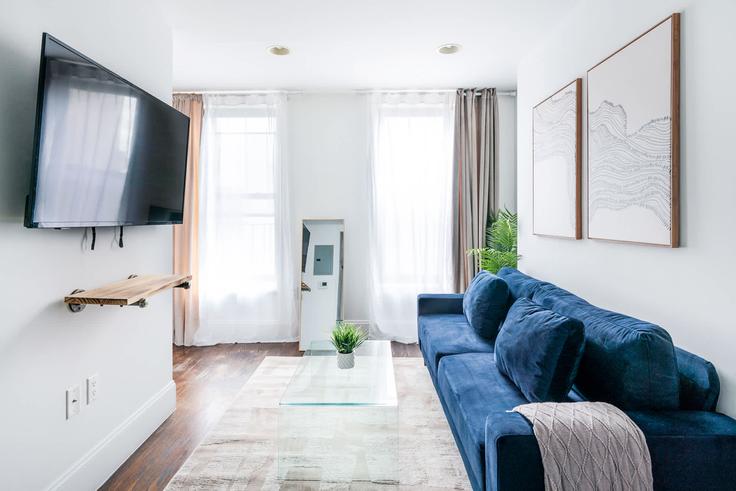 Manhattan, New York에 위치한 Building Clinton Street - urbanfurnished-guesty - 1021890 - NYC 유닛의 세련된 인테리어가 돋보이는 거실