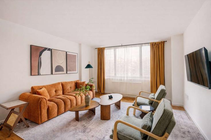 Manhattan, New York에 위치한 Building West 43th Street - urbanfurnished-guesty - 1381654 유닛의 세련된 인테리어가 돋보이는 거실