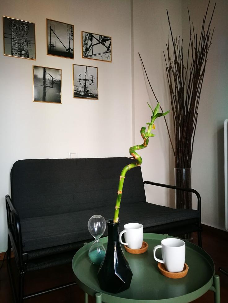 Athens South AthensのBuilding Sapfous - urbapp - 1513695のアパートメントにある、モダンな家具を備えたエレガントなデザインのリビングルーム Athens South AthensのBuilding Sapfous - urbapp - 1513695のアパートメントにある、モダンな家具を備えたエレガントなデザインのリビングルーム