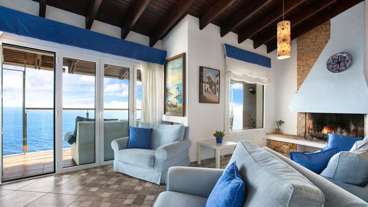 Building Carrer Ronda d'Europa - vacanzes - 1473022 adresindeki bir dairede modern mobilyalarla zarif bir şekilde tasarlanmış oturma odası Lloret de Mar, Lloret de Mar Building Carrer Ronda d'Europa - vacanzes - 1473022 adresindeki bir dairede modern mobilyalarla zarif bir şekilde tasarlanmış oturma odası Lloret de Mar, Lloret de Mar