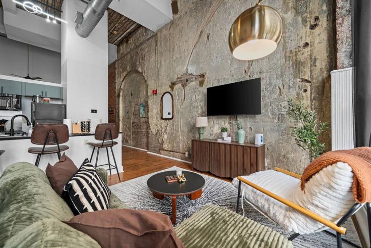 St. Louis, St. Louis에 위치한 Building Washington Avenue - vacarya-1 - 1697852 유닛의 세련된 인테리어가 돋보이는 거실