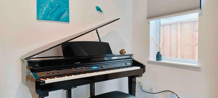 Sala de estar elegantemente projetada com móveis modernos em um apartamento no Building Hayes Circle - vacation-excellence - 1319649 em Marina, Marina