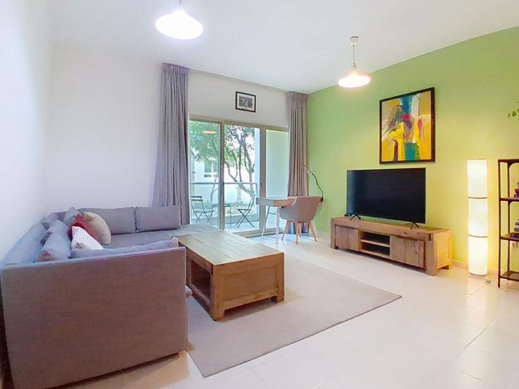 1 quarto mobiliado em apartamentos em Al Dhafrah The Greens 1259268P, Al Barsha, Dubai, foto 1