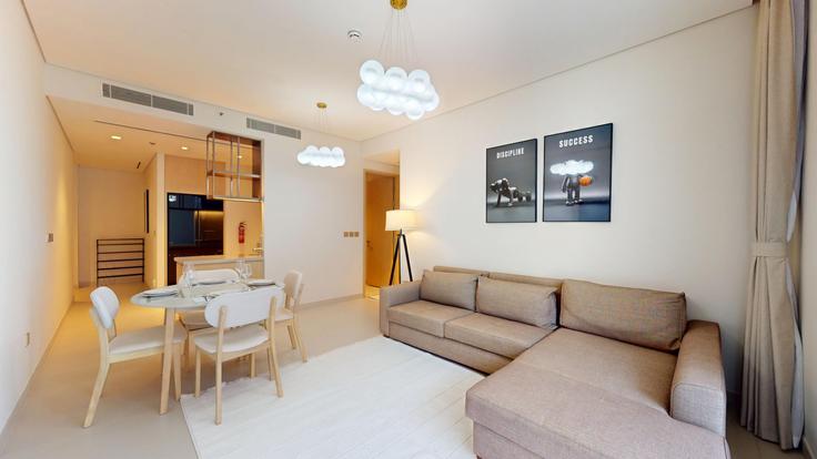 Elegant gestaltetes Wohnzimmer mit moderner Einrichtung in einer Wohnung im Building Sheikh Mohammed bin Rashid Boulevard - vacationer - 1343024 in Downtown Dubai, Dubai Elegant gestaltetes Wohnzimmer mit moderner Einrichtung in einer Wohnung im Building Sheikh Mohammed bin Rashid Boulevard - vacationer - 1343024 in Downtown Dubai, Dubai